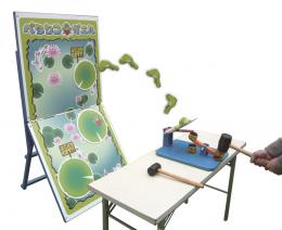 ペタンコカエル